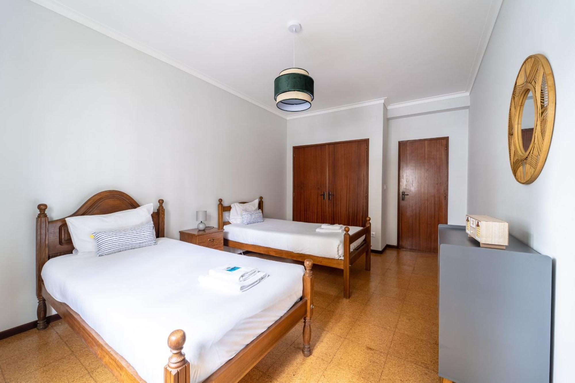 Amorosa Villa, 500M From The Beach By House And People Luaran gambar